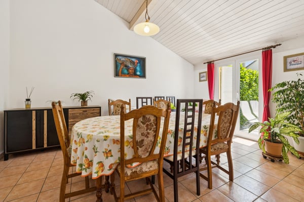 Cologny, Villa de charme au coeur de la Gradelle! 5