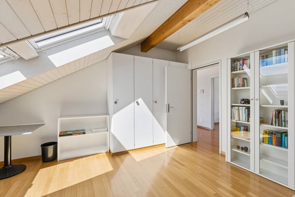 1.5-Zimmer-Dachwohnung mit 18 m² Balkon in Buchrain kaufen 3