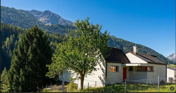 6-Zimmer-Einfamilienhaus mit Bergsicht in Airolo kaufen 1