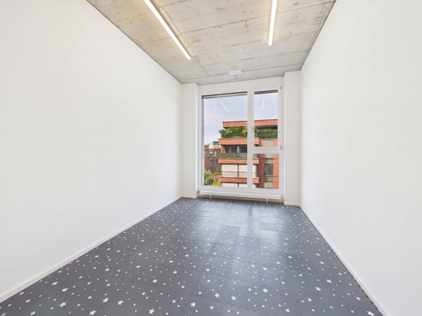 Moderne 5.5-Zimmer Büro-/Gewerbefläche in Baar mieten 9