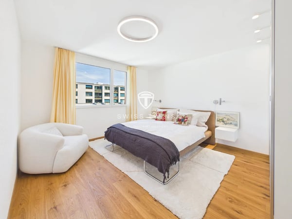 Lichtdurchflutete 3.5-Zimmer-Attika- in Horgen - Terrasse, Seesicht & optional voll ausgestattet