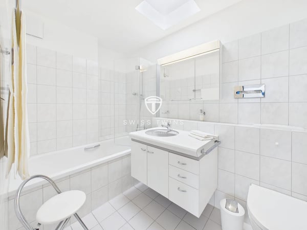 Lichtdurchflutete 3.5-Zimmer-Attika- in Horgen - Terrasse, Seesicht & optional voll ausgestattet 9