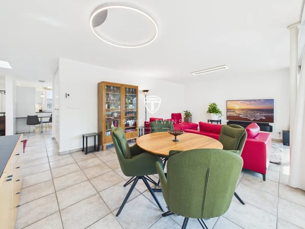 Lichtdurchflutete 3.5-Zimmer-Attika- in Horgen - Terrasse, Seesicht & optional voll ausgestattet 4