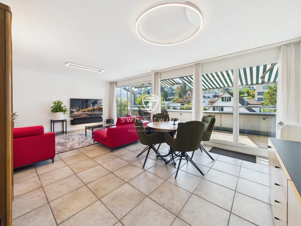 Lichtdurchflutete 3.5-Zimmer-Attika- in Horgen - Terrasse, Seesicht & optional voll ausgestattet