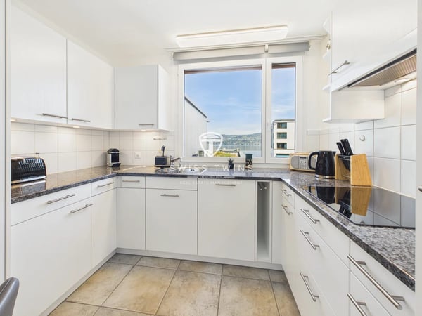 Lichtdurchflutete 3.5-Zimmer-Attika- in Horgen - Terrasse, Seesicht & optional voll ausgestattet 6