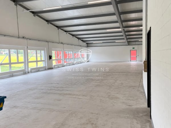 Top Gewerbestandort Oberrüti - 3'400 m² Lagerfläche mit optimaler Logistik 6