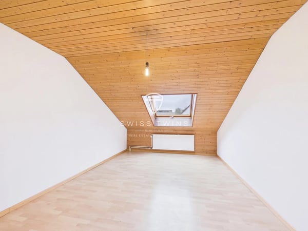 Helle 3.5-Zimmer-Dachwohnung in Zürich, frisch renoviert 7