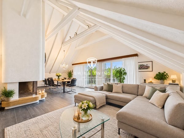 Grosszügige 4.5-Zimmer-Dachwohnung mit Cheminée und zwei Balkonen in Effretikon