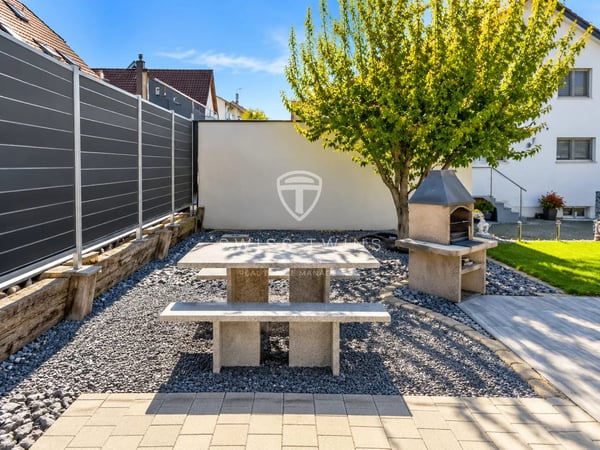 5-Zimmer-Einfamilienhaus mit sonnigem Garten, Cheminée und 4 Parkplätzen in Kleindöttingen 11