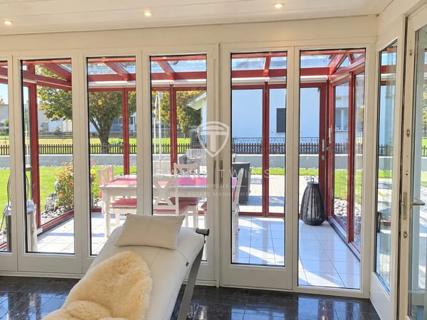 5-Zimmer-Einfamilienhaus mit sonnigem Garten, Cheminée und 4 Parkplätzen in Kleindöttingen 4