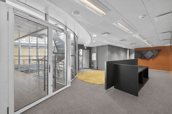 First-Class-Büro an der Bahnhofstrasse in Zürich 3