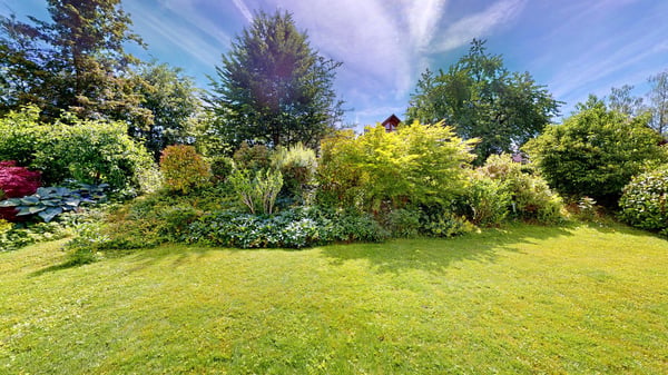 Charmante 3½-Zimmer Wohnung mit traumhafter Gartenanlage 10