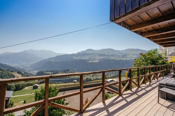 Ferienhaus mit Logenplatz in den Bündner Bergen 6