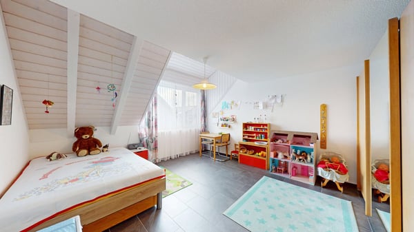 Familienfreundliche 5½-Zimmer Dachmaisonette Wohnung an bester Lage 8