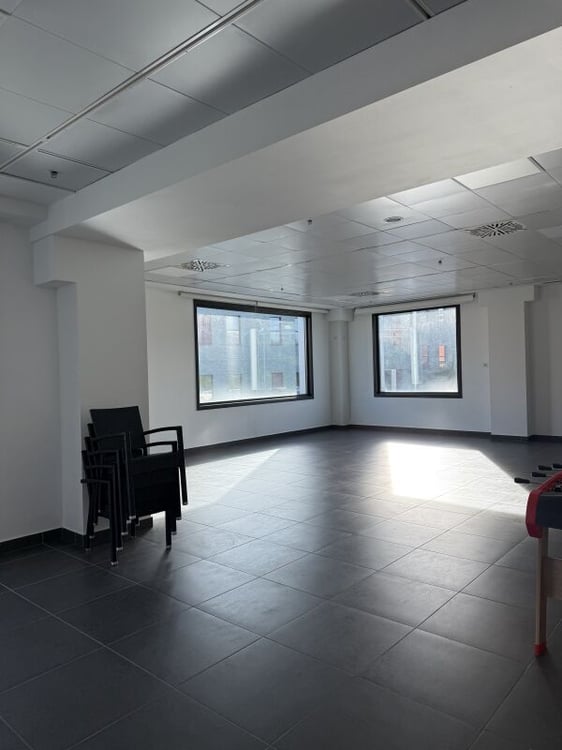 Mendrisio – Spazio commerciale in affitto 3