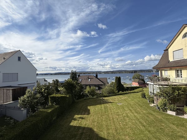 2.5-Zimmer-Eigentumswohnung mit Aussicht auf den See und die Reichenau 2