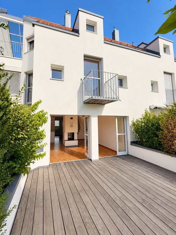 Familienfreundliches Wohnen - grosszügige 3.5-Zimmer-Maisonette mit zwei Terrassen 1