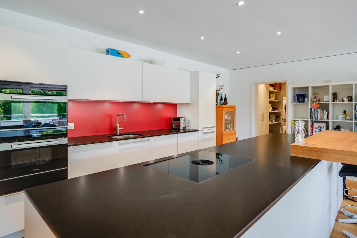 Vivre avec une vue - appartement terrasse exclusif à Utzigen