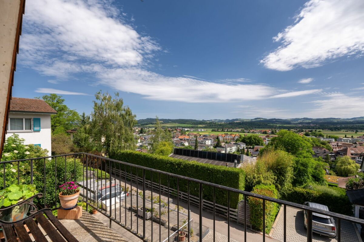 Dreifamilienhaus an bester Lage in Belp