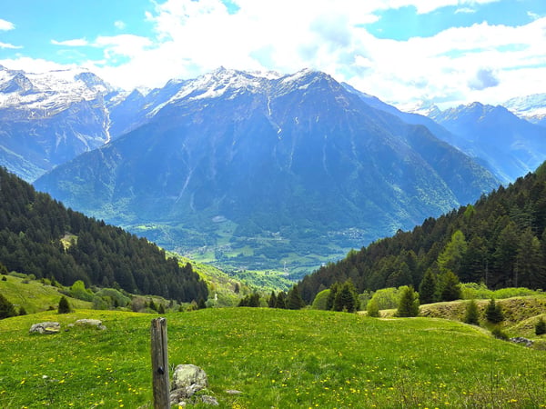 schönes Berghaus inmitten der Natur mit herrlichem Panoramablick 2