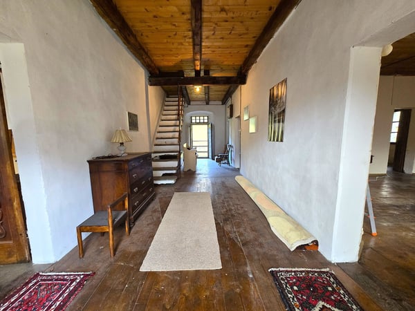 Charmantes historisches Haus mit grossem Grundstück 19