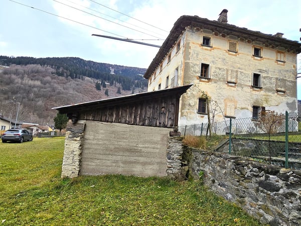 Charmantes historisches Haus mit grossem Grundstück 28
