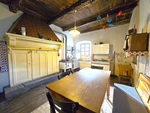 Charmantes historisches Haus mit grossem Grundstück 15