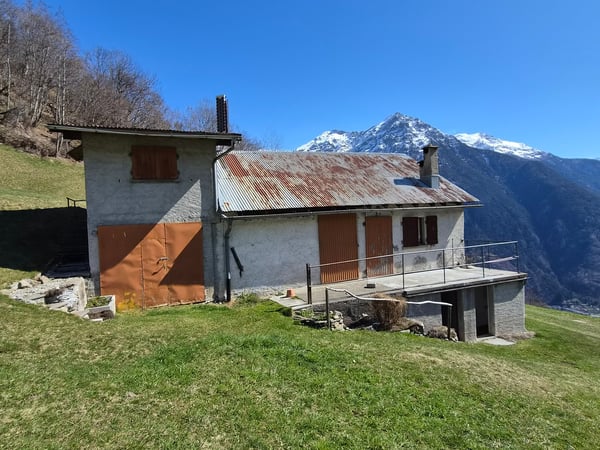 schönes Berghaus inmitten der Natur mit wunderschöner Panoramablick 4