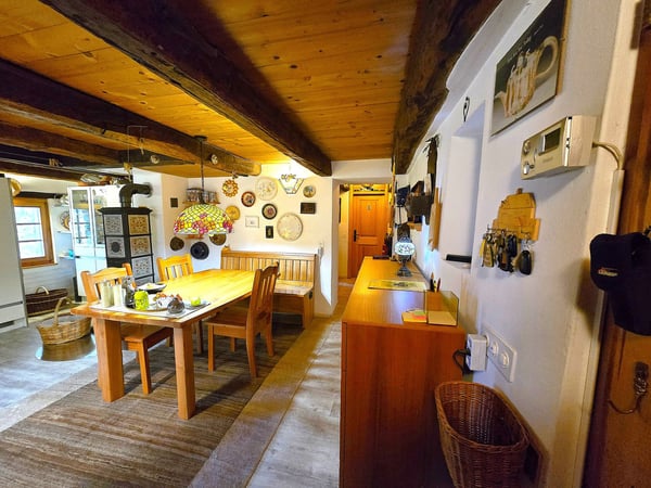 Charmantes rustikales Haus mit herrlicher Aussicht, Terrasse & Garage 16