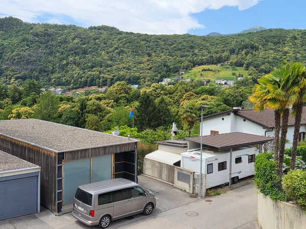Casa a schiera con terrazza e garage  in un posto tranquillo e soleggiato 24