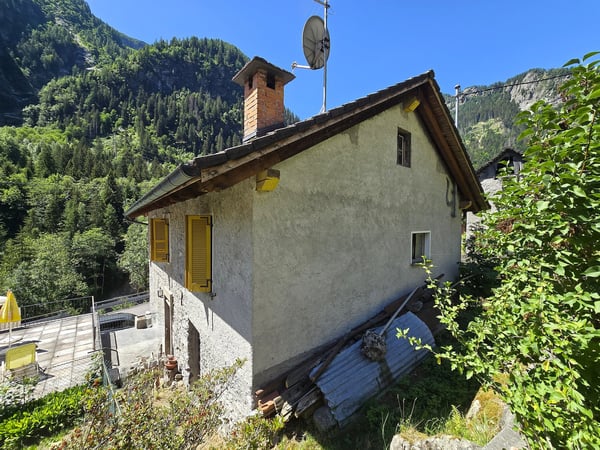 Großes Haus mit Garten, Garage und herrlicher Aussicht 2