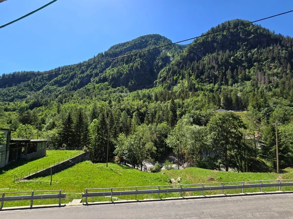 Großes Haus mit Garten, Garage und herrlicher Aussicht 30