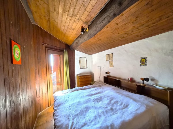 Schönes Bauernhaus inmitten der Natur mit Grundstück 13