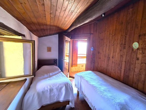 Schönes Bauernhaus inmitten der Natur mit Grundstück 14
