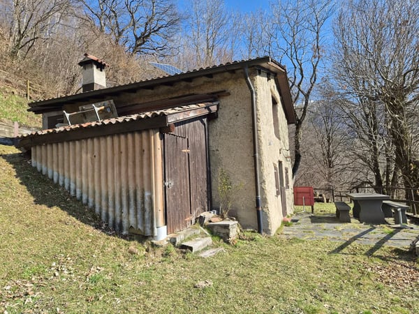 Schönes Bauernhaus inmitten der Natur mit Grundstück 5