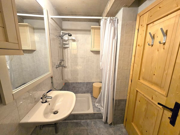 Schönes Doppelchalet mit Grundstück in der Nähe von San Bernardino 31