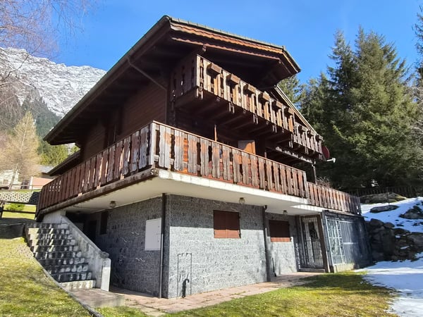 Schönes Doppelchalet mit Grundstück in der Nähe von San Bernardino 7