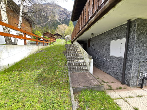 Schönes Doppelchalet mit Grundstück in der Nähe von San Bernardino 47
