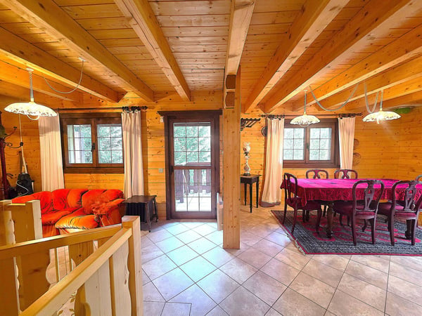 Schönes Doppelchalet mit Grundstück in der Nähe von San Bernardino 10