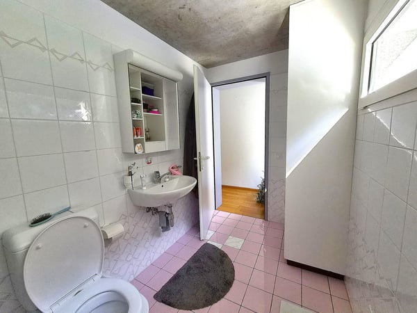 NUOVO PREZZO! anche RENT TO BUY. Moderna villa bifamiliare con ampio giardino, 18