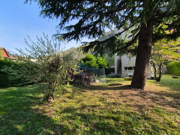 NUOVO PREZZO! anche RENT TO BUY. Moderna villa bifamiliare con ampio giardino, 26