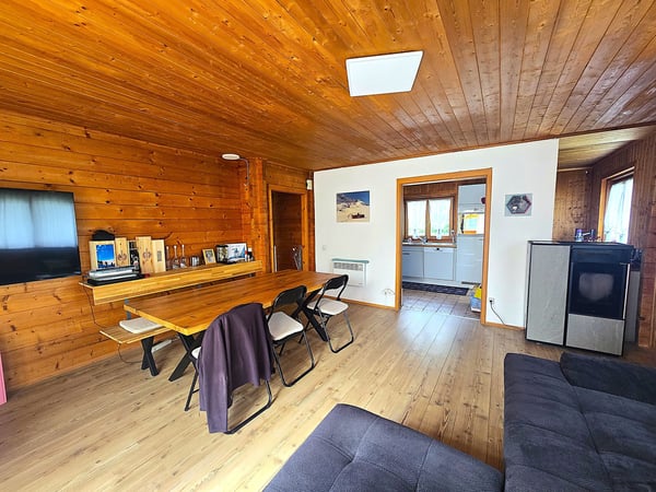 schönes Doppelchalet mit Garten und herrlicher Aussicht 9