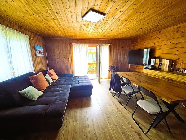 schönes Doppelchalet mit Garten und herrlicher Aussicht 8
