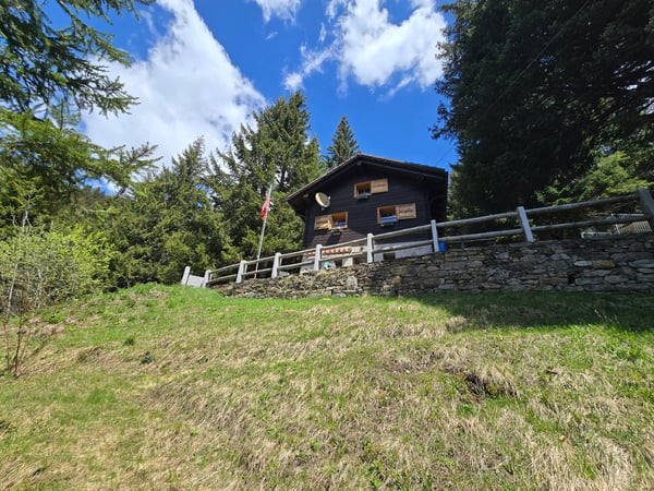Schönes Chalet inmitten der Natur mit Grundstück und herrlicher Aussicht 3