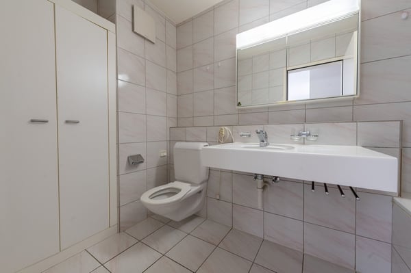 Attraktive Gartenwohnung mit Cheminée und privatem Gartenanteil 8