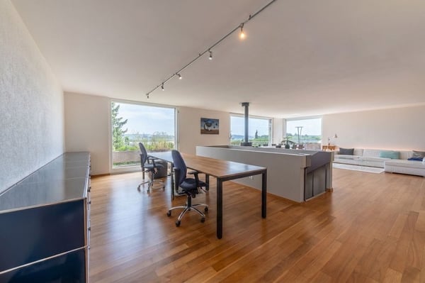 Hoch über Grenchen: Wohnglück mit Panorama & Terrasse 4
