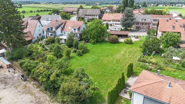 Bauland mit Projektmöglichkeit (1'274 m²) 2