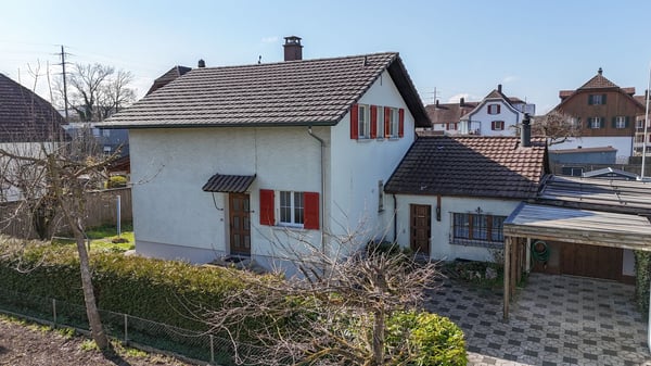 Einfamilienhaus mit Gartenhaus und viel Platz für Tiere und Hobbys 2