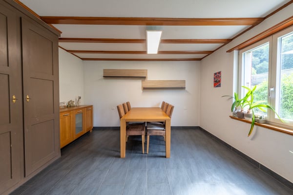 Wohnen & Entspannen: Freistehendes Einfamilienhaus mit grosszügigem Garten 3