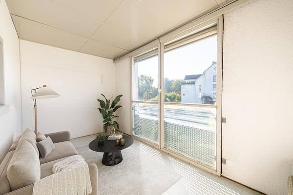 Zentral und ruhig: Helle 3.5-Zimmer-Duplex-Wohnung mit Wintergarten und Balkon 7